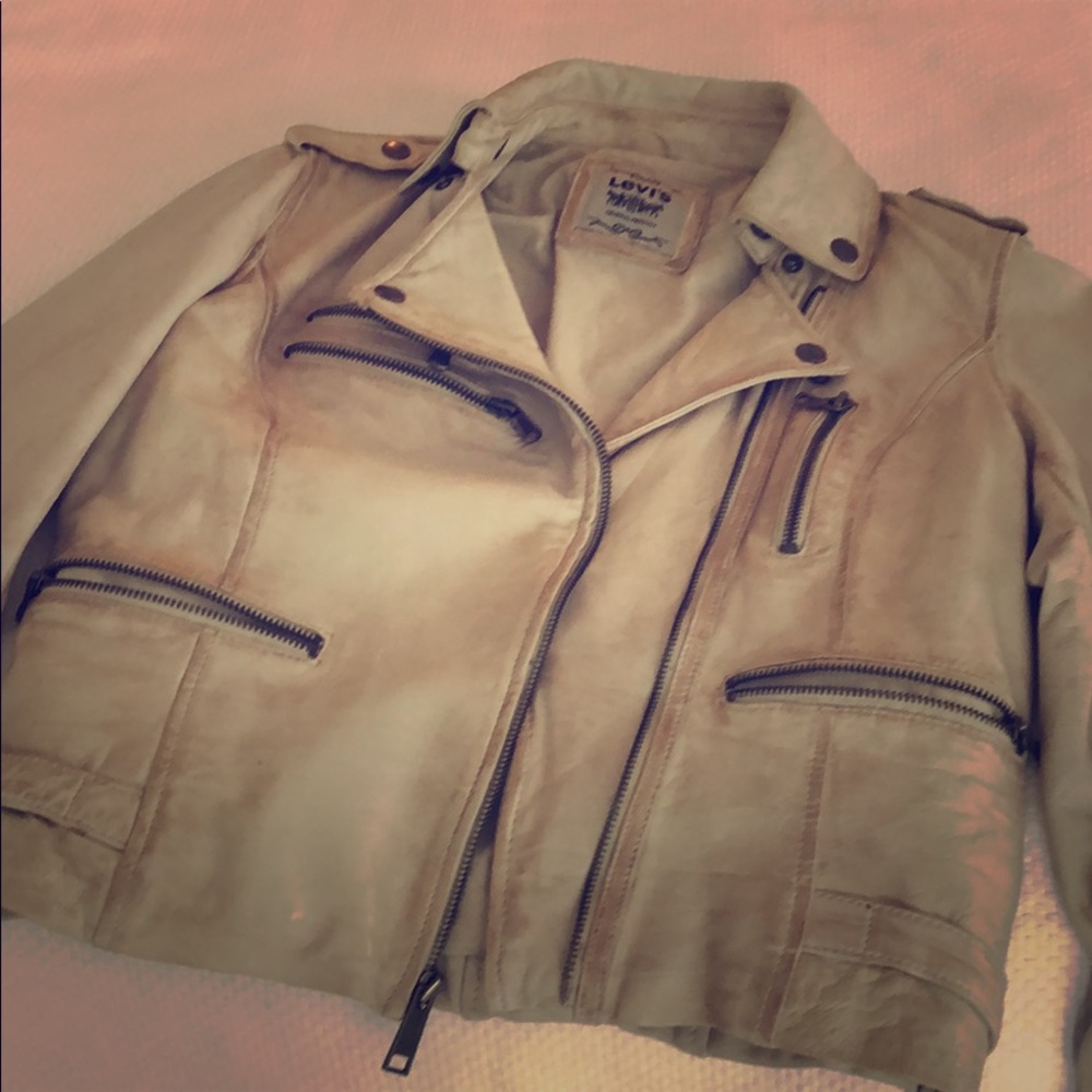Leather jacket